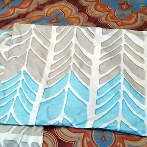 Two fitted pillowcases teal and grey